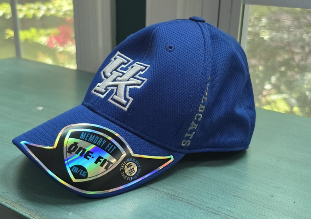 University of Kentucky UK Wildcats Cap Hat Blue Memory Fit One Size M/L NEW